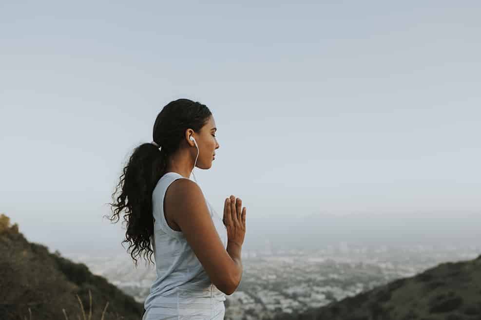 methodes-et-exercices-de-relaxation-efficaces-pour-en-finir-avec-le-stress-et-les-tensions