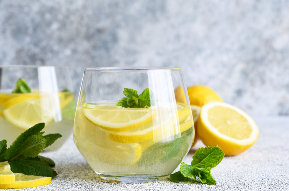 Boire eau citronnée éliminer toxines